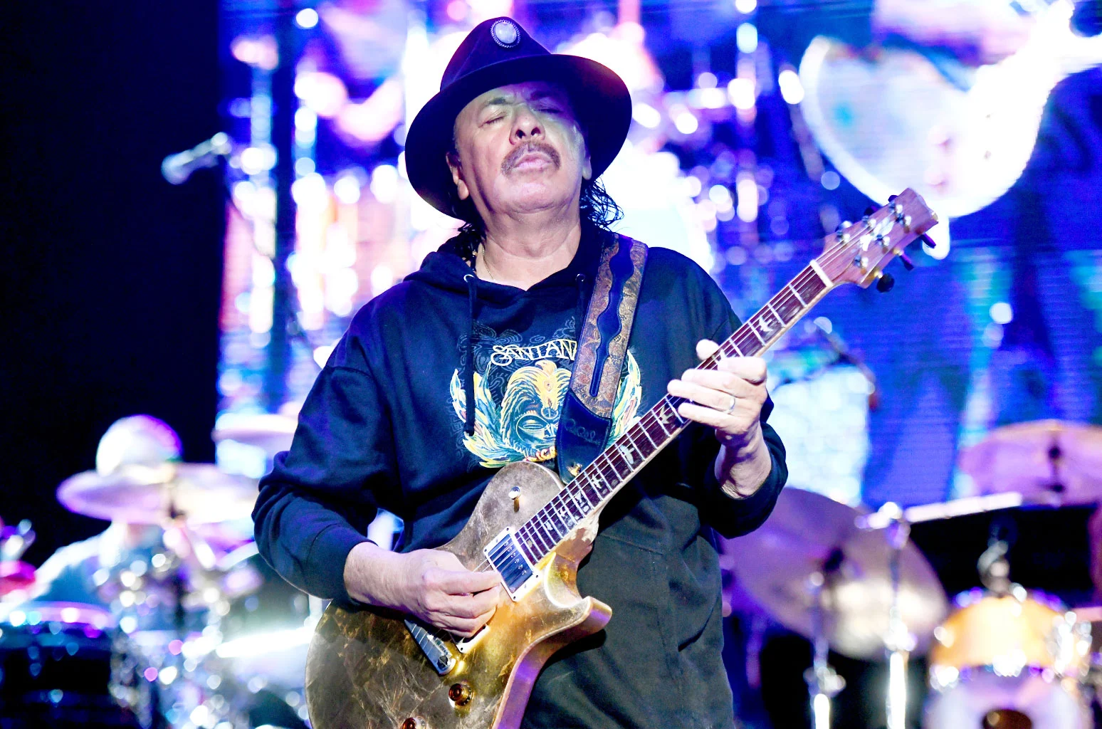 "Carlos Santana suffered dehydration, Collapsed on Stage in Michigan"